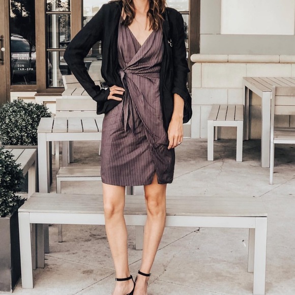 Stylestalker Dresses & Skirts - StyleStalker Wrap dress